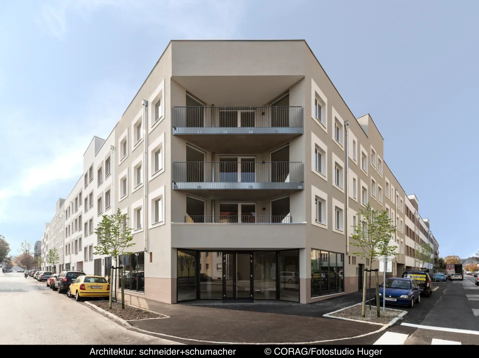 Kerensstraße apartment complex, image 1